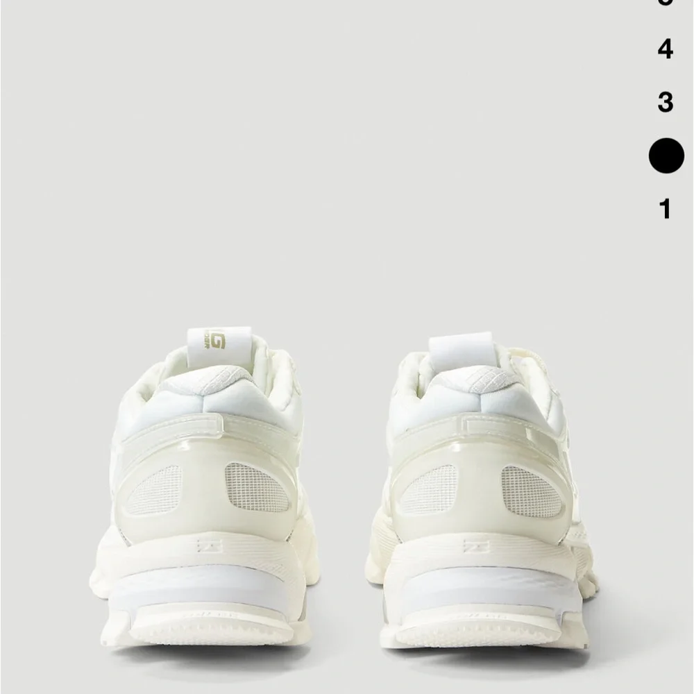 LI-NING
Furious Rider Ace Element Sneakers - Picture 4 of 6